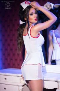 Sexy Krankenschwester-Outfit in weiß/rot